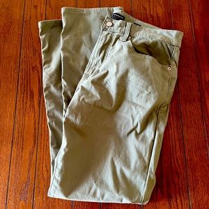 Men’s Lucky Brand Pants Size 32/30